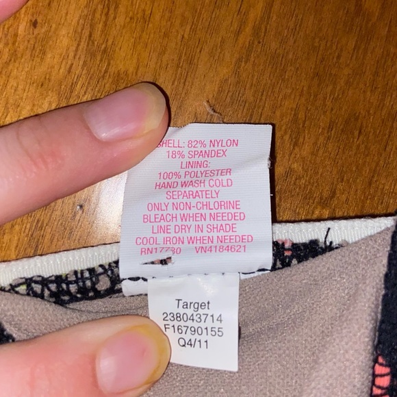 Target strapless bikini top with triangle pattern - Picture 4 of 4